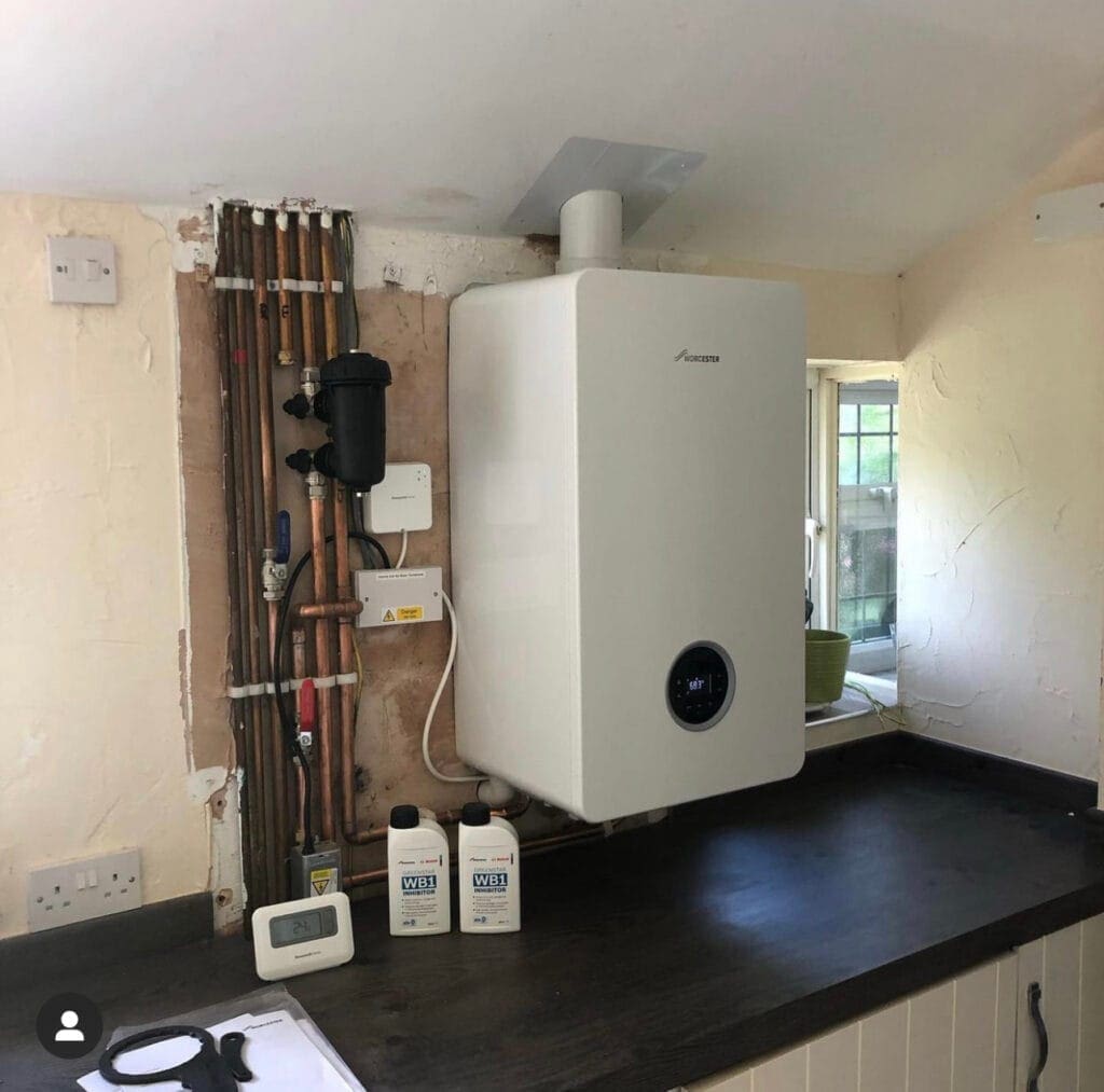 LPG vs Oil Boilers for Rural Homes: Which Option Is Best? | Allstar Systems Ltd Gas vs oil heating comparison for boiler choice, running costs, efficiency and home heating options